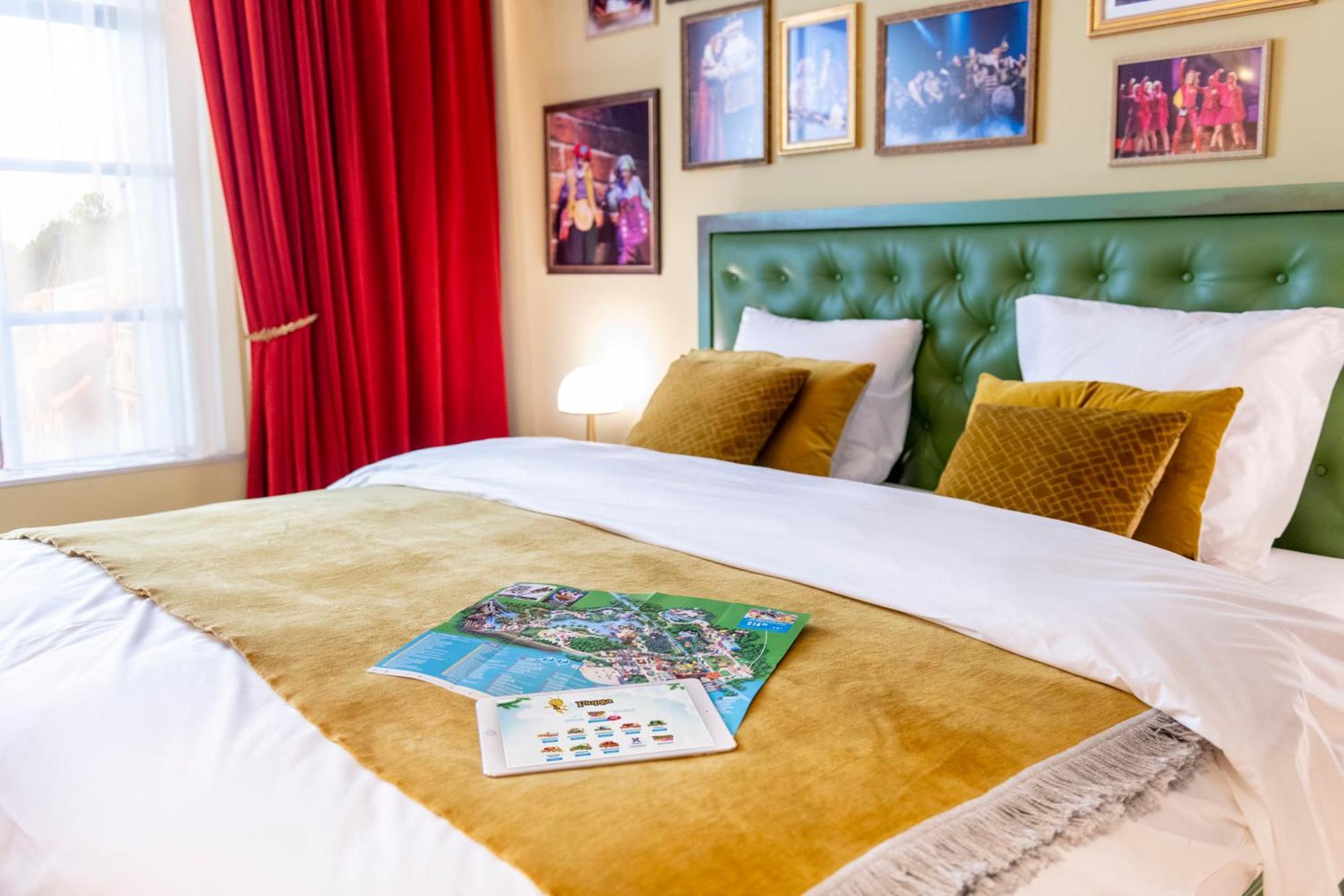 Theater Hotel 德帕内 外观 照片